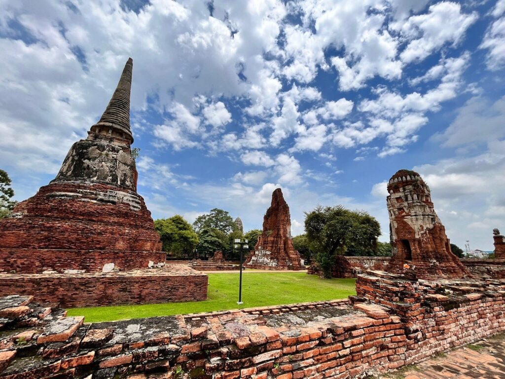 Ayutthaya-temple-ruins